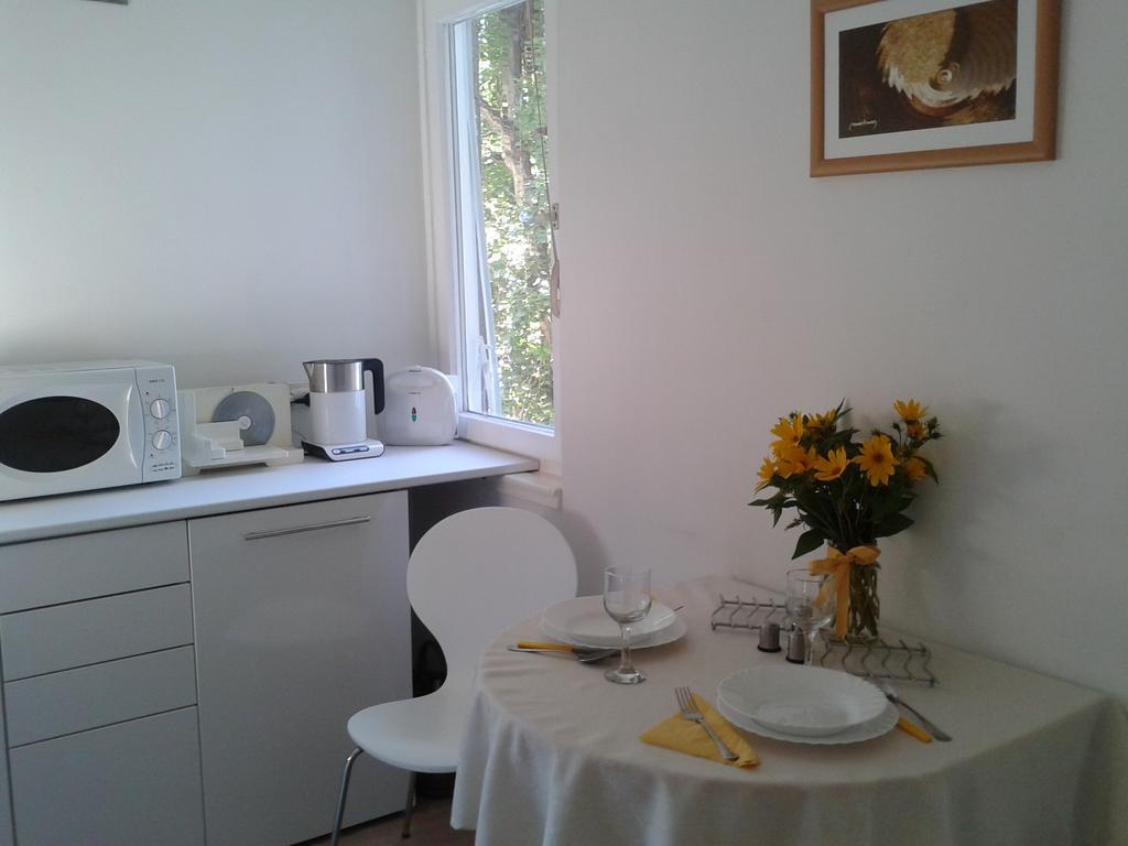 Apartment Spacious Liman โนวีซาด ภายนอก รูปภาพ